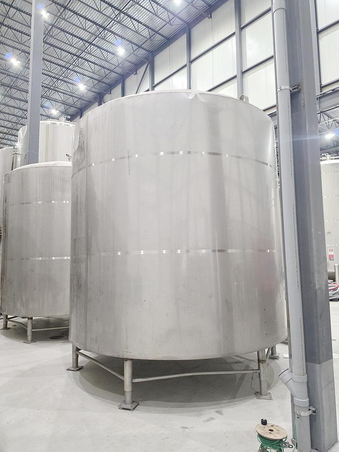 Used Used 7500 Gallon DCI Jacketed Tank, 304 Stainless Steel
