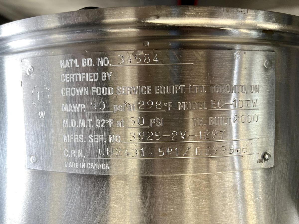 Used Used Vulcan 10 Gallon Tilting Kettle, Stainless Steel, Electrically Heated