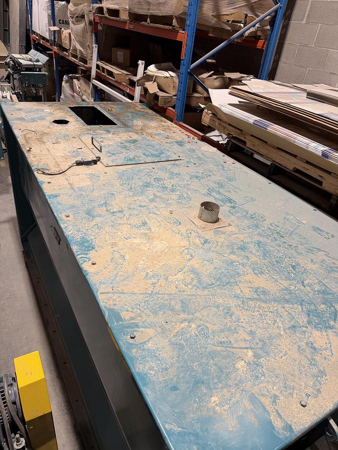 Used Used AFS Ribbon/Paddle Blender, 100 Cubic Feet, With Infeed & Outfeed Drag Conveyors