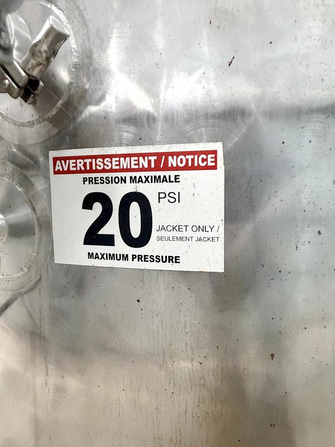 Used Used 2650 Gallon Jacketed Tank, 304 Stainless Steel, With Heat Exchanger & Pump