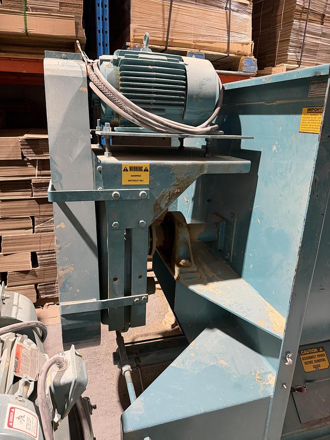 Used Used Scott Ribbon/Paddle Blender, 100 Cubic Feet, With Infeed & Outfeed Drag Conveyors