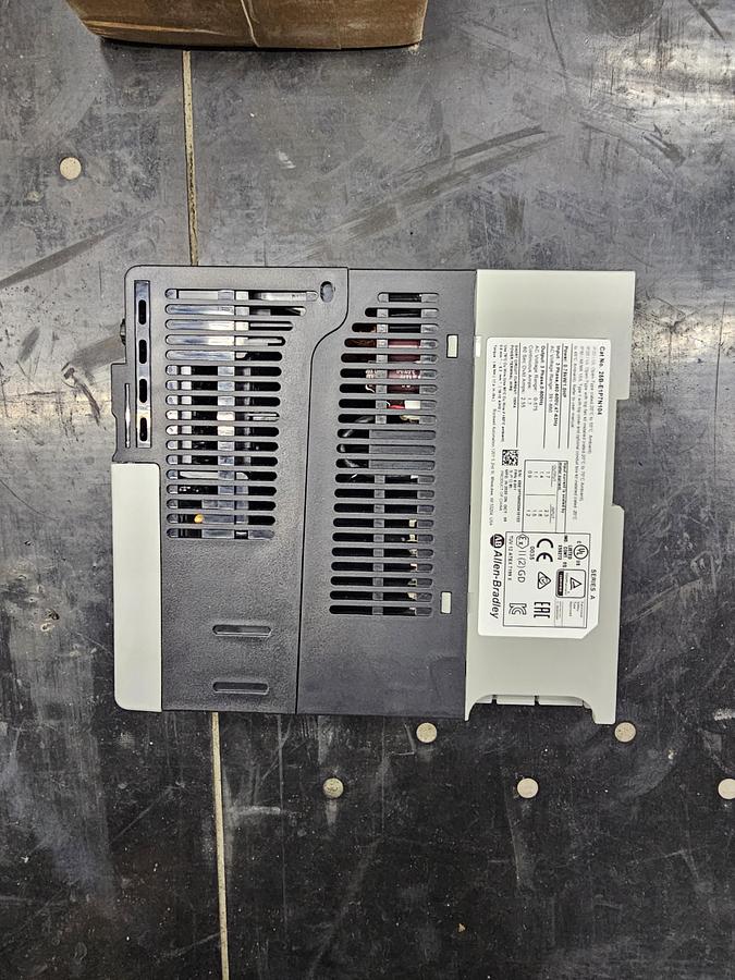 Used Used Allen-Bradley Variable Frequency Drive, Model 25B-E1P7N104, 1 HP, 460-600V