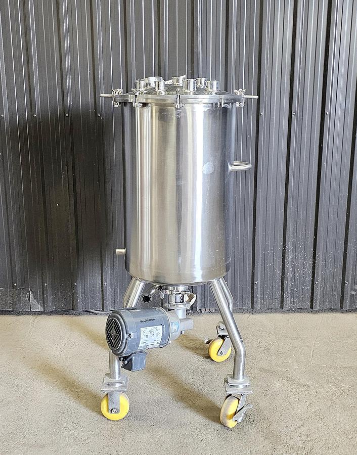 Used Stainless Steel Magnetic Bottom Drive Tank