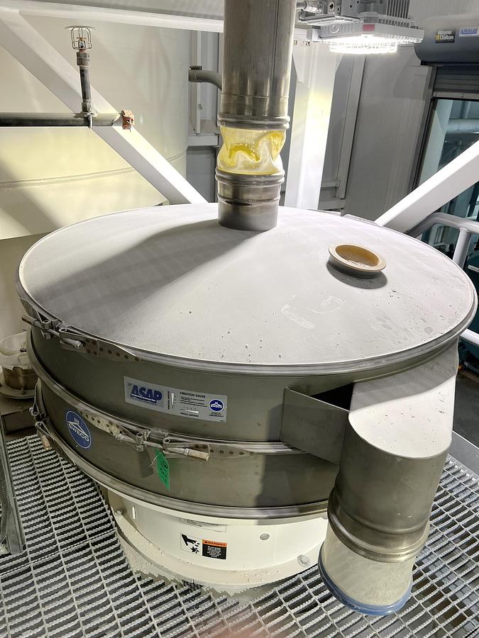 Used Used Sweco Vibrating Screen, 60''