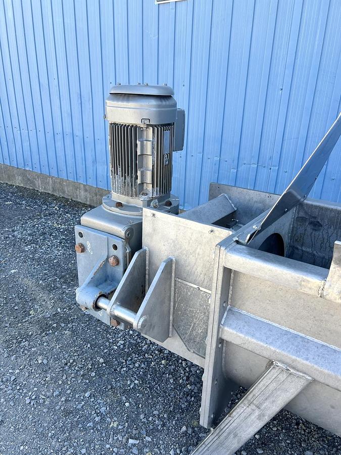 Used Used Screw Conveyor, 24’’ Diameter x 252’’ Long