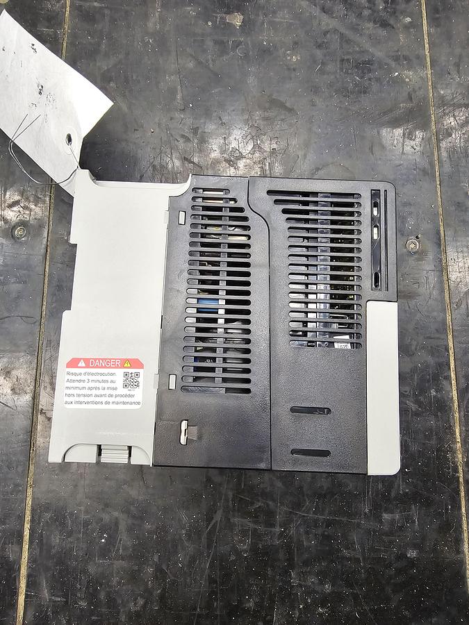 Used Used Allen-Bradley Variable Frequency Drive, Model 25B-E1P7N104, 1 HP, 460-600V