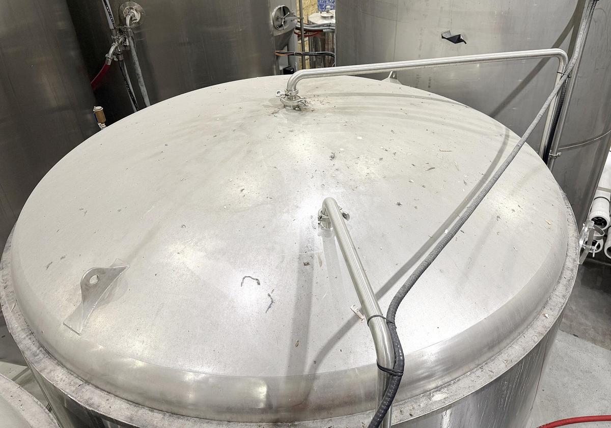 Used Used 2500 Gallon Jacketed Tank, 304 Stainless Steel