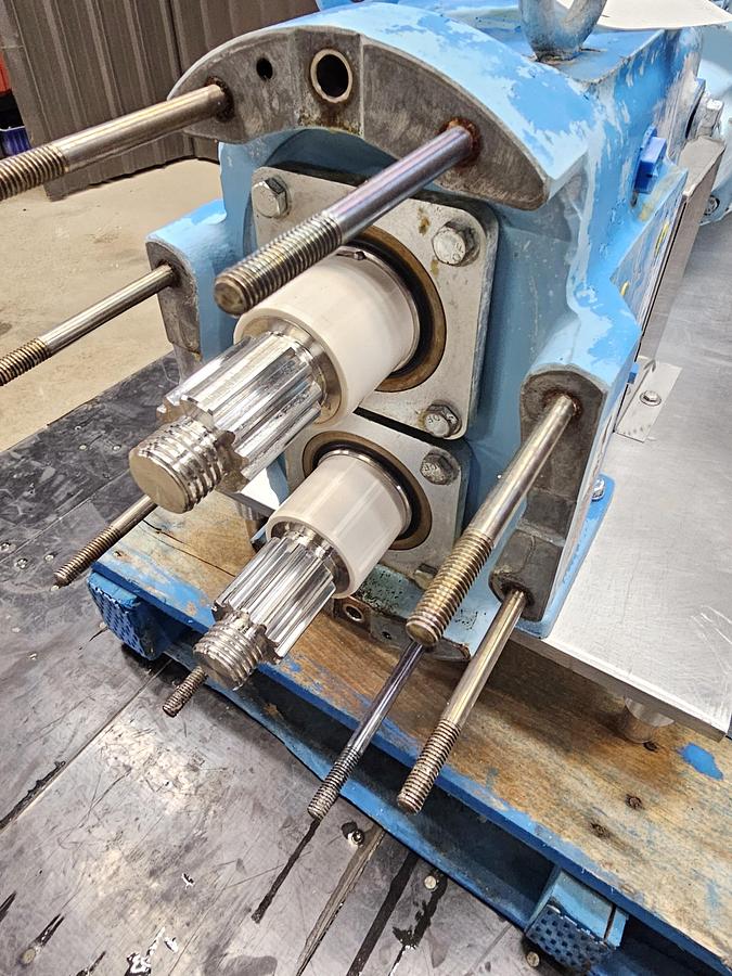 Used Metcalfe Auctions Mississauga - Lot 170 Lobe pump