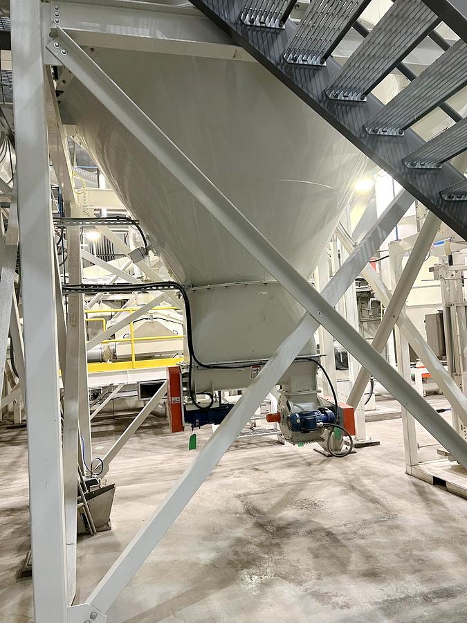 Used Used Kice XP Venturi Jet Filter, With Rotary Airlock & Fan