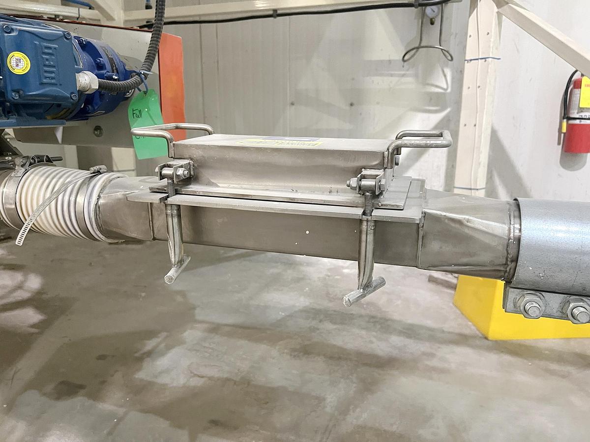 Used Used Puritan Magnet Trap, 4''