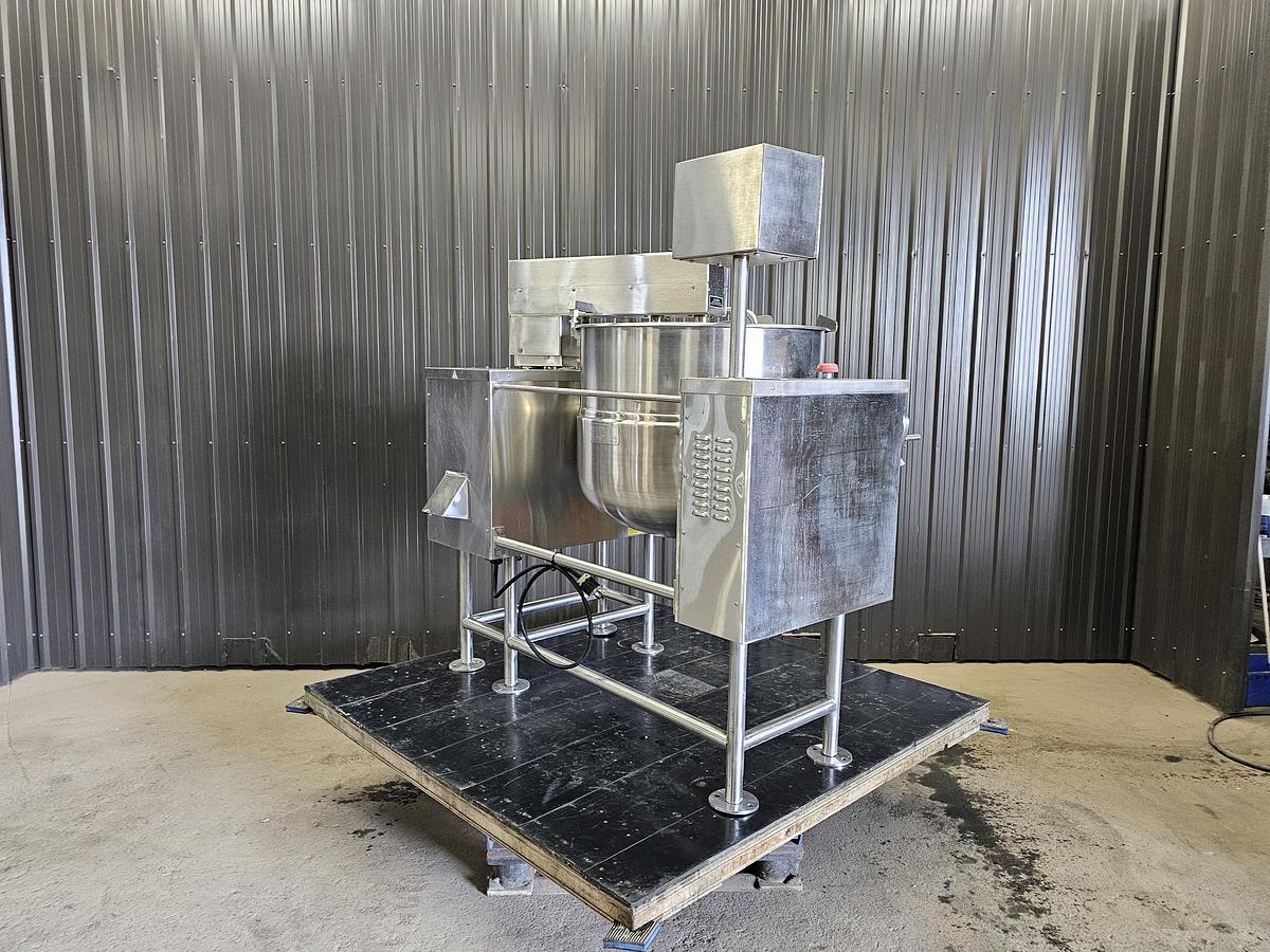 Used Felix Compound - 80 gallon kettle with scrape agitation