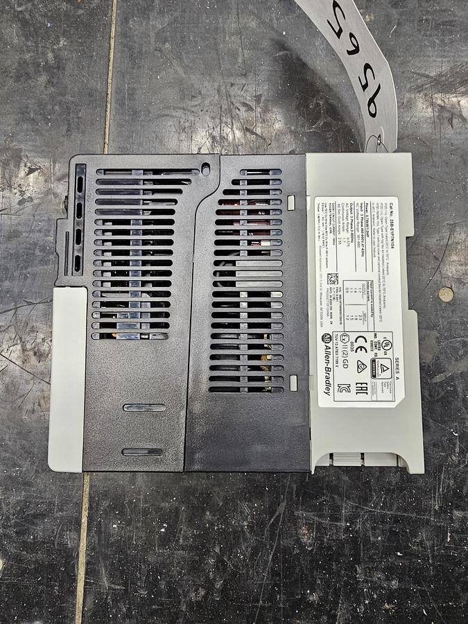 Used Used Allen-Bradley Variable Frequency Drive, Model 25B-E1P7N104, 1 HP, 460-600V