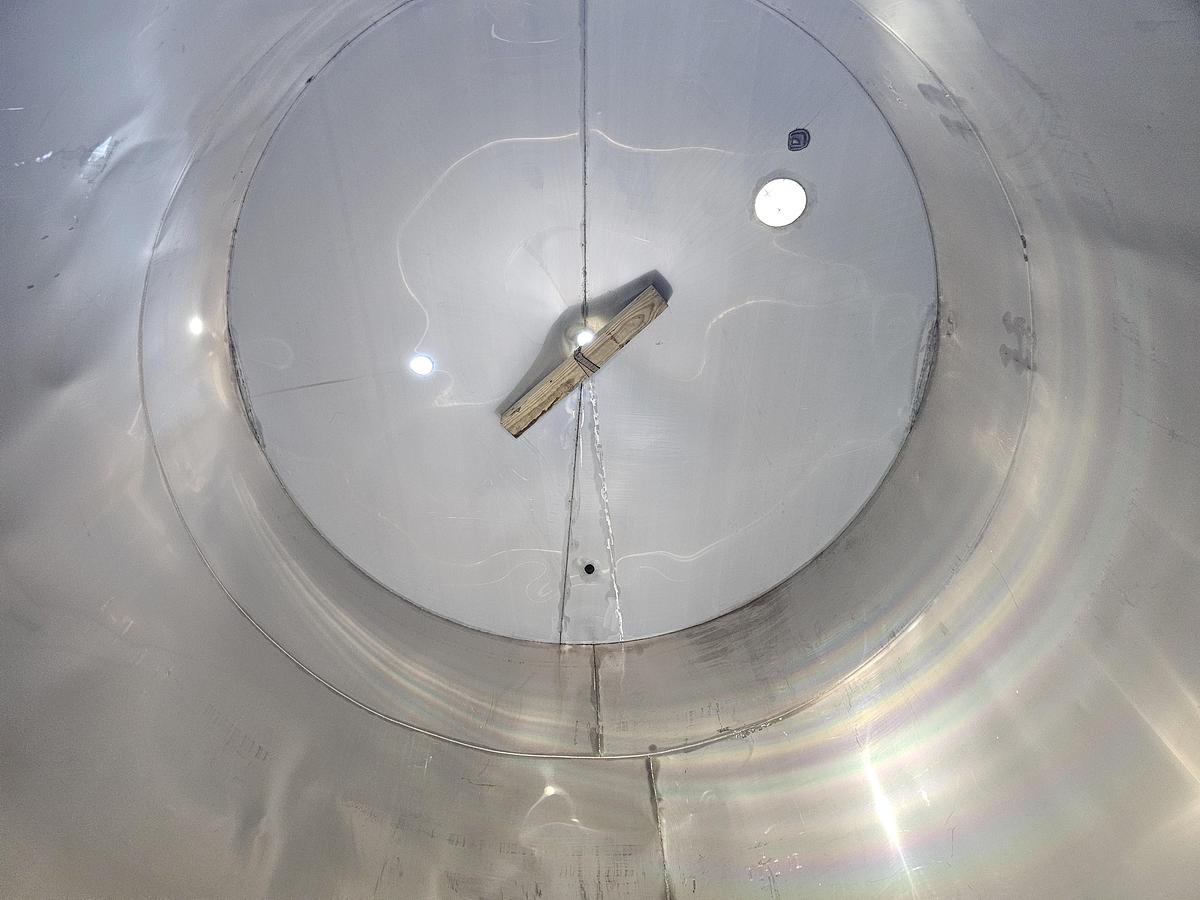 Used Used 3400 Gallon Stainless Steel Tank