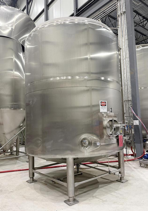 Used Used 5500 Gallon Feldmeier Jacketed Tank (Reactor), 304 Stainless Steel