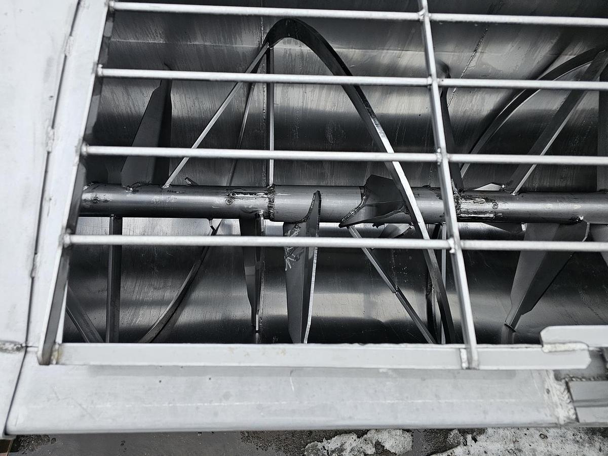 Used Used Titan Ribbon Blender, 250 Cubic Feet