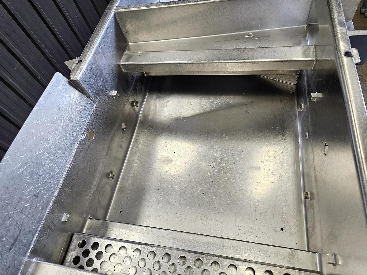 Used TCL Auction - Maple Leaf Foods - Ontario - Lot 61 - conveyor