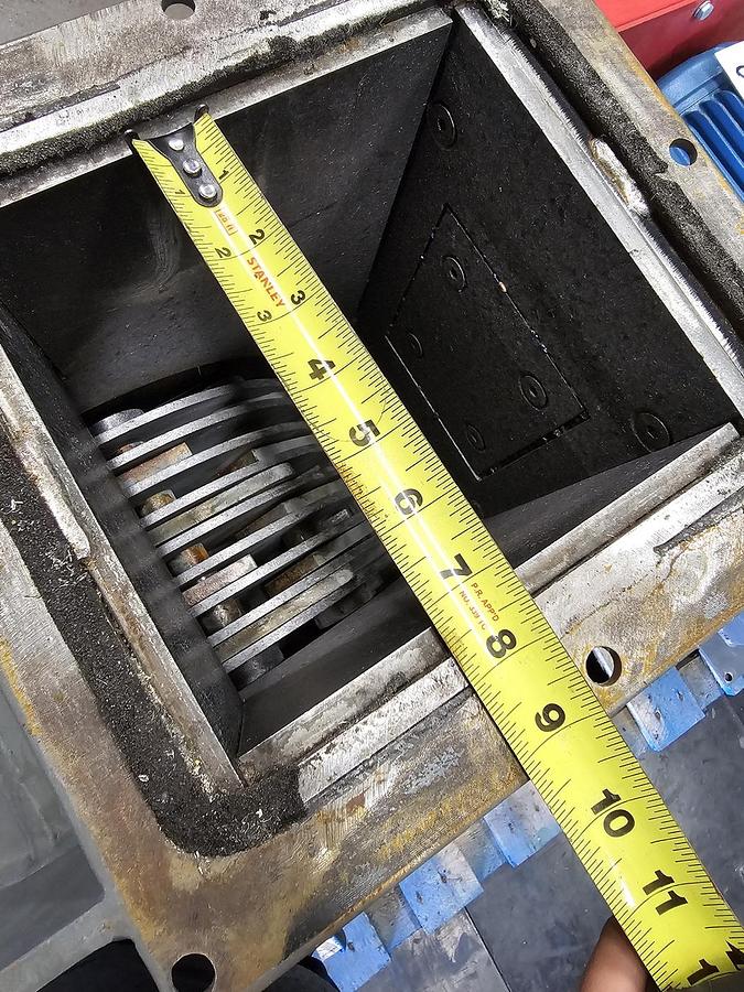 Used Used Schutte Hammer Mill, Swinging Hammers, 10 HP