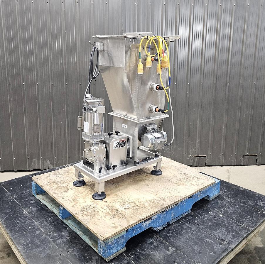 Used Metcalfe Auctions Mississauga - Lot 141 Vibra screw feeder