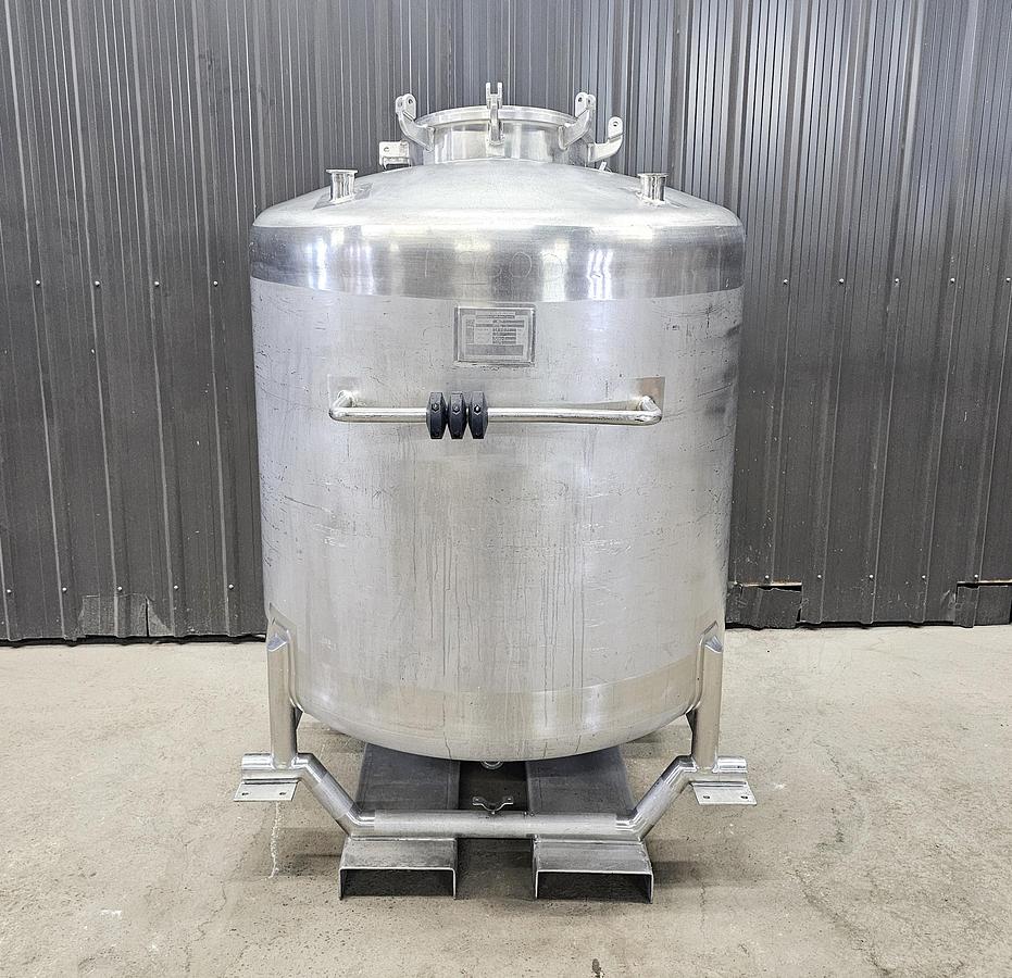 Used Used 335 Gallon Vessel