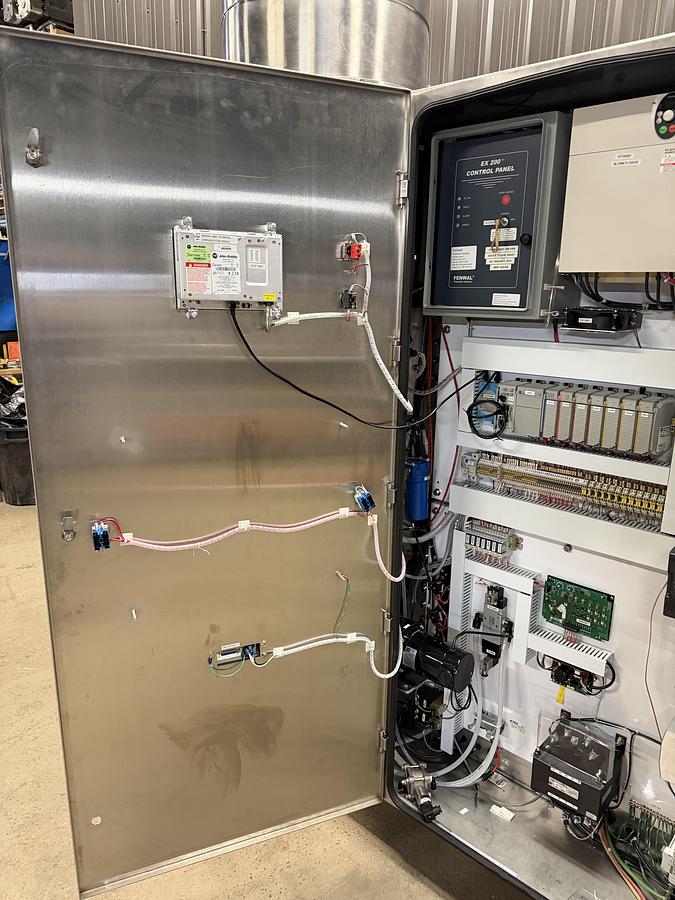 Used Used Fluid Air Fluid Bed Dryer / Granulator, Model 20L