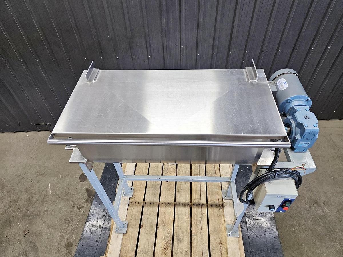 Used Used Ribbon Blender, 4 Cubic Feet