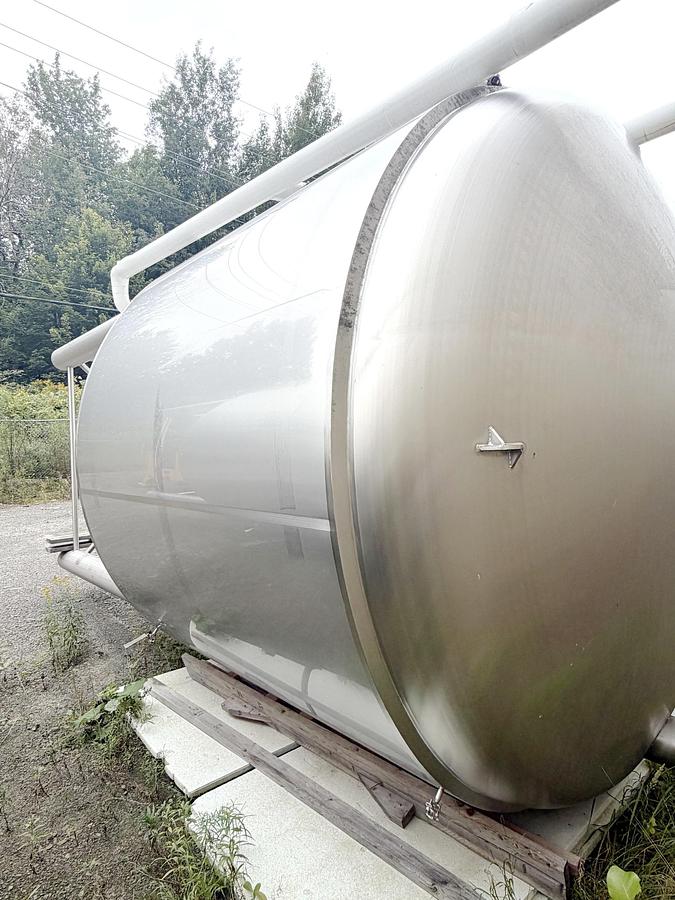 Used Used 5000 Gallon Jacketed Tank, 304 Stainless Steel