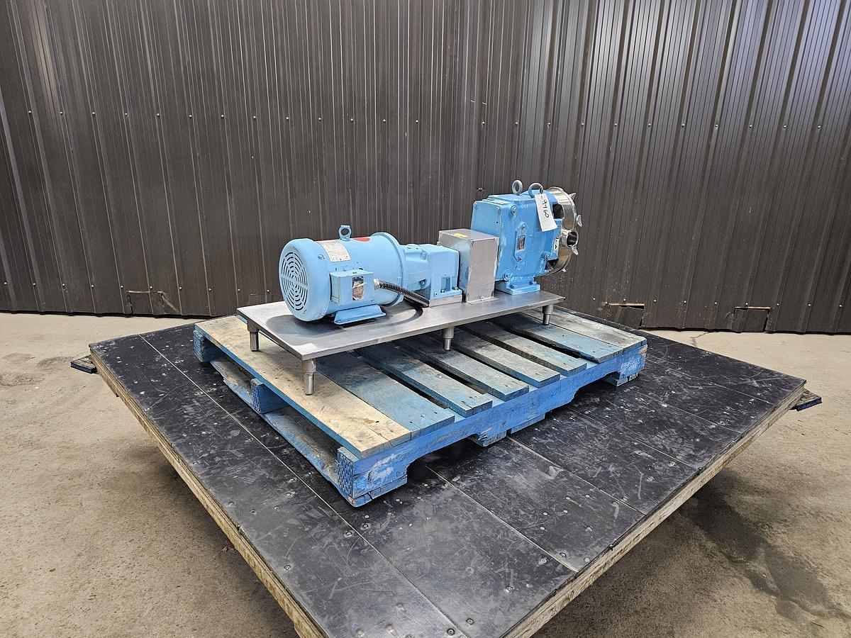 Used Used Waukesha Rotary Lobe Pump, Model 60, 3 HP