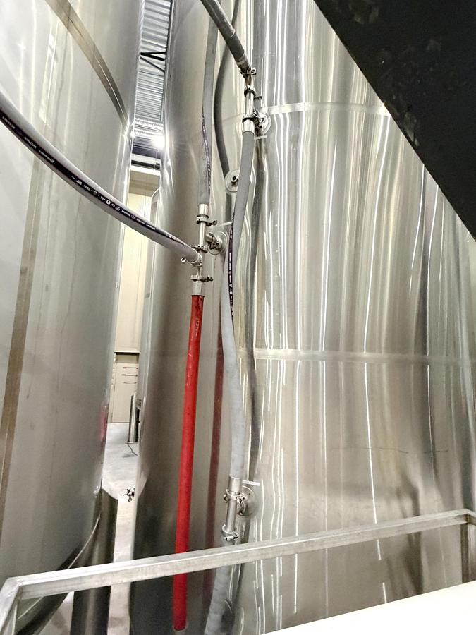 Used Used 4650 Gallon Jacketed Tank, 304 Stainless Steel