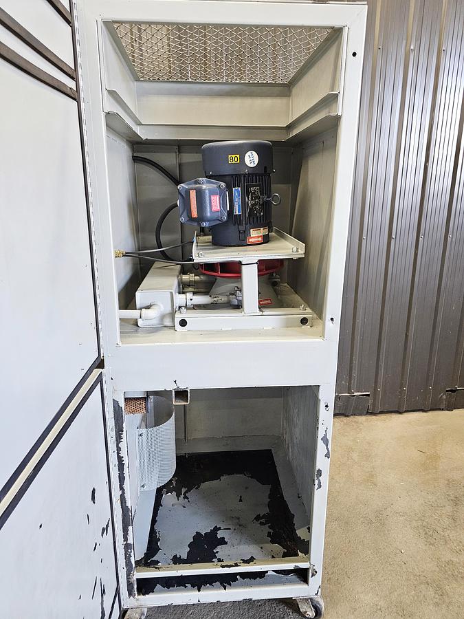 Used Used Airex Dust Collector, With 3 HP Fan