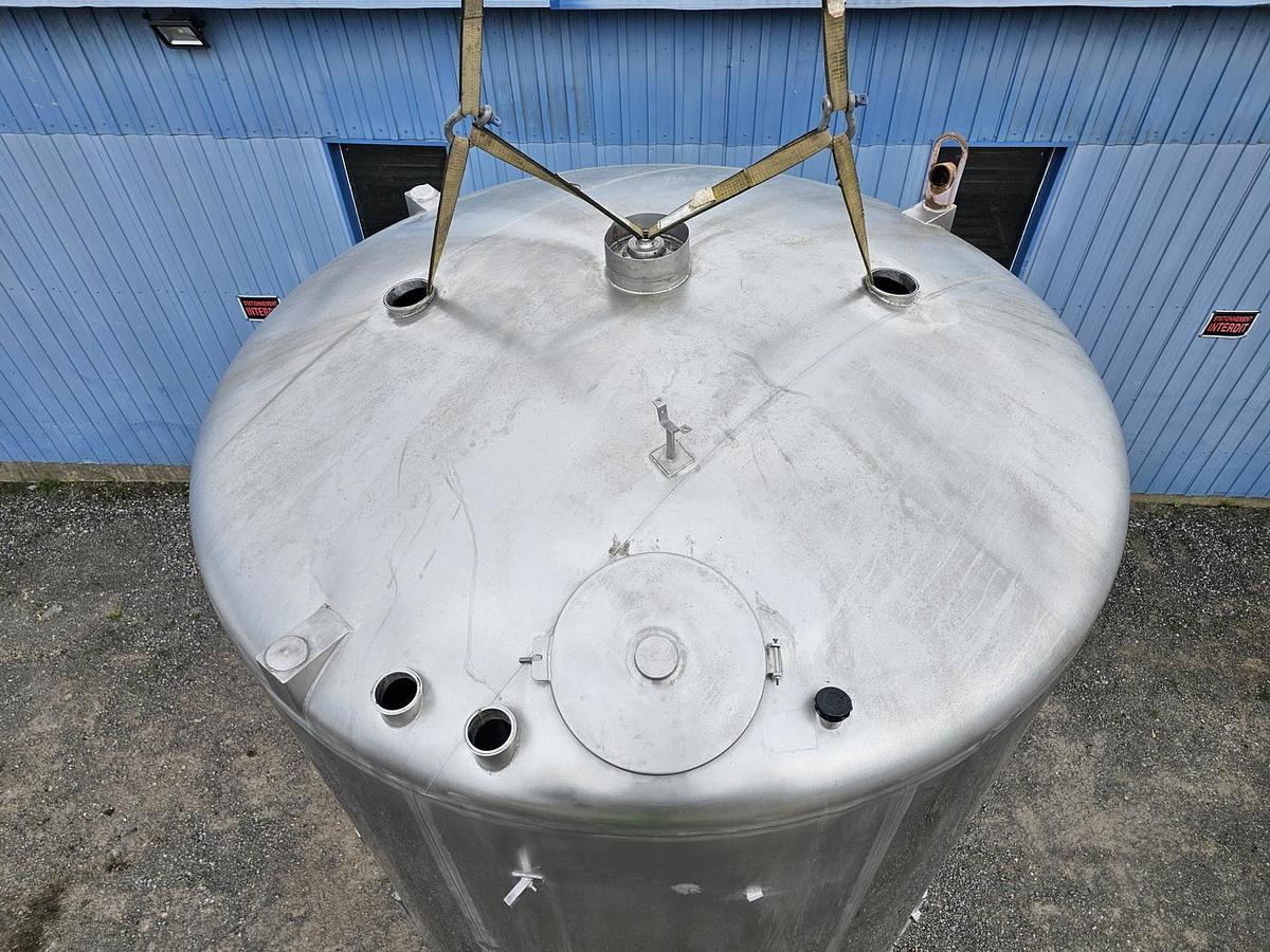 Used Used 6000 Gallon Tank, Stainless Steel