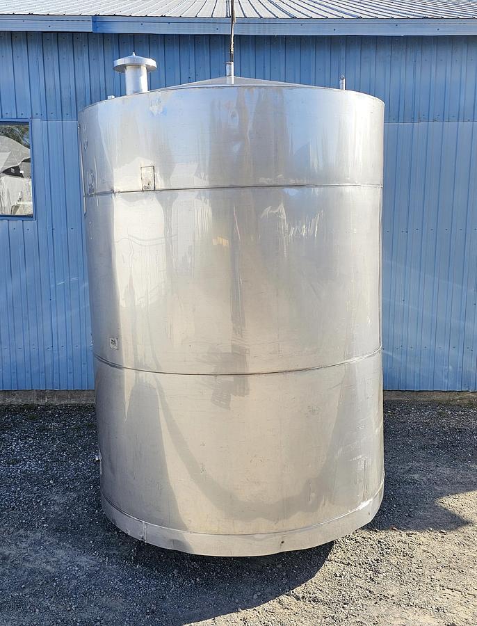 Used Used 3400 Gallon Stainless Steel Tank