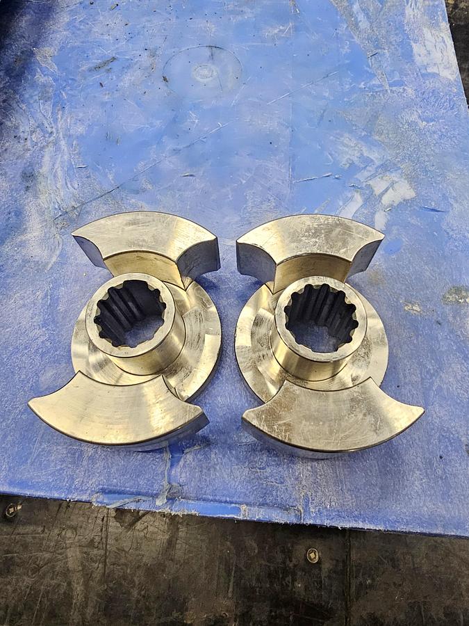 Used Used Waukesha Rotary Lobe Pump, Model 30, 1 HP