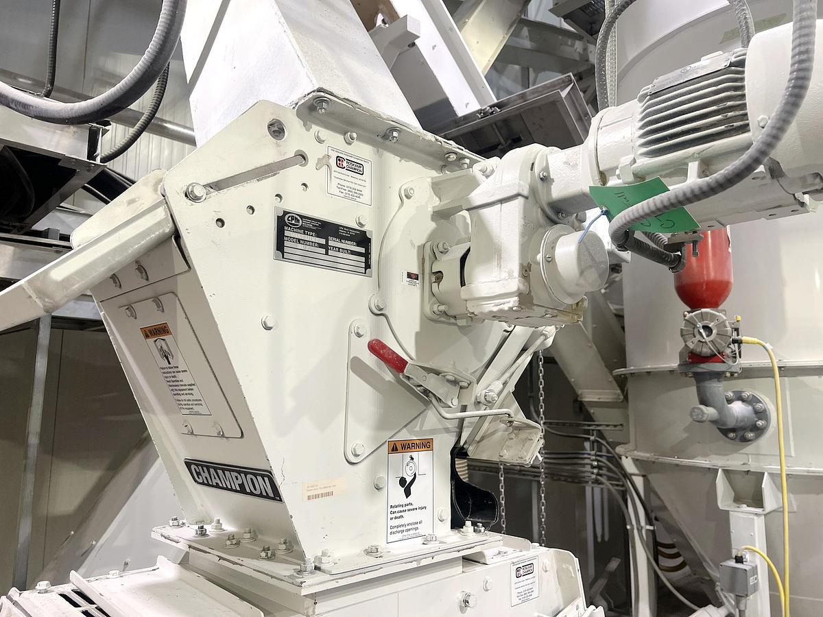 Used Used CPM Roskamp Champion 125 HP Hammermill, With Rotary Feeder