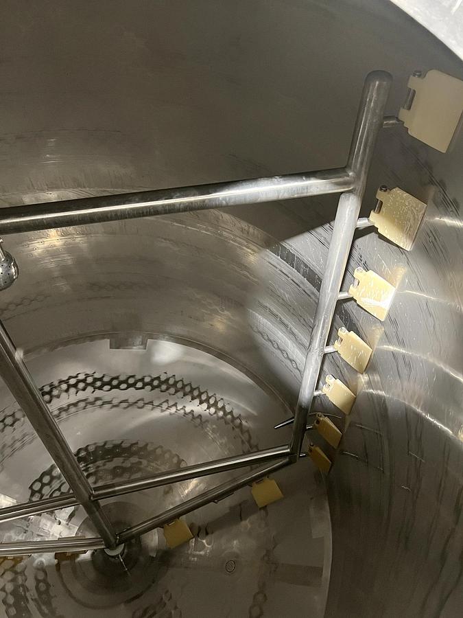 Used Used 2500 Gallon Jacketed Tank, Stainless Steel, With Scrape Agitation & Twin Screw Pump