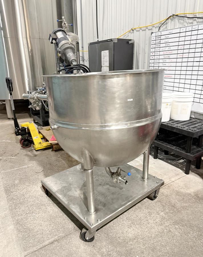 Used Used 125 Gallon Jacketed Tank (Kettle), Stainless Steel, With Mixer