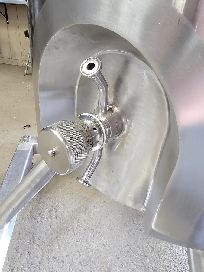 Used Heritage Global Auctions (Hagerstown MD) Lot 741 - Tank