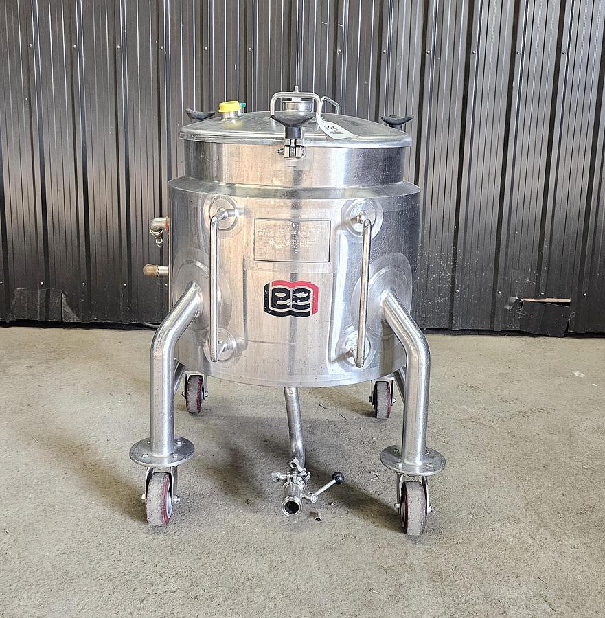 Used Heritage Global Auctions (Hagerstown MD) Lot 636 - Tank