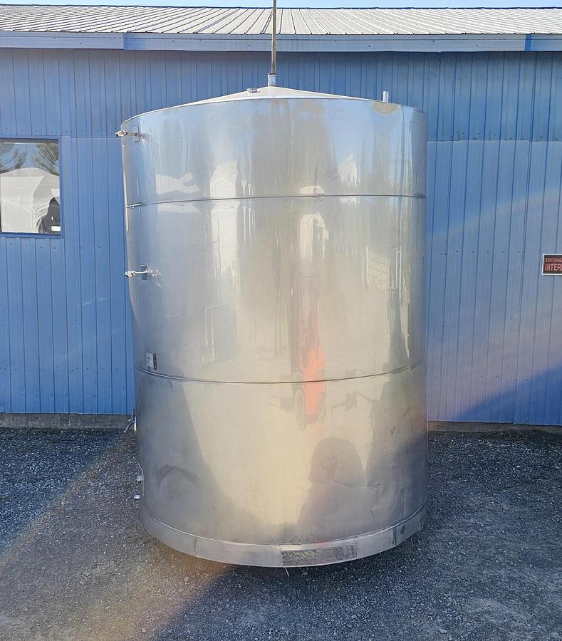 Used Used 3400 Gallon Stainless Steel Tank