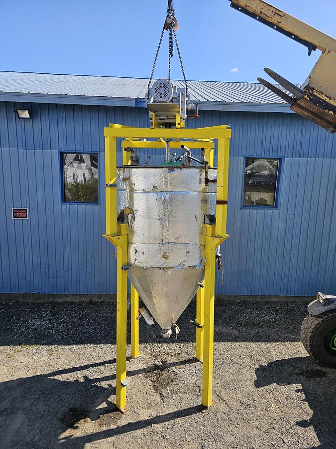 Used Used 800 Gallon Jacketed Tank, Stainless Steel, With Scrape Agitation