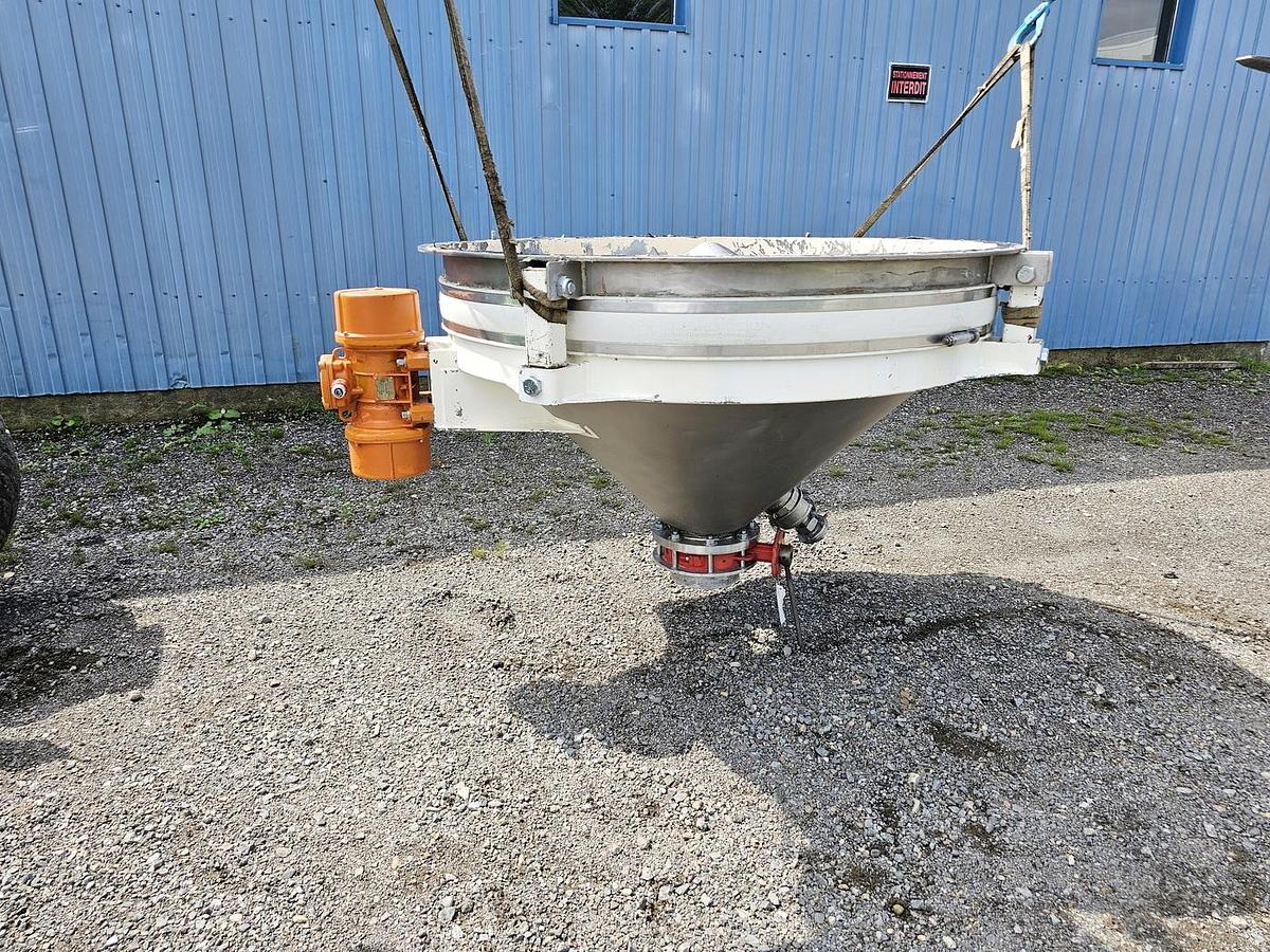 Used Used 150 Gallon Vibrating Hopper, 20 Cu.ft., Stainless Steel