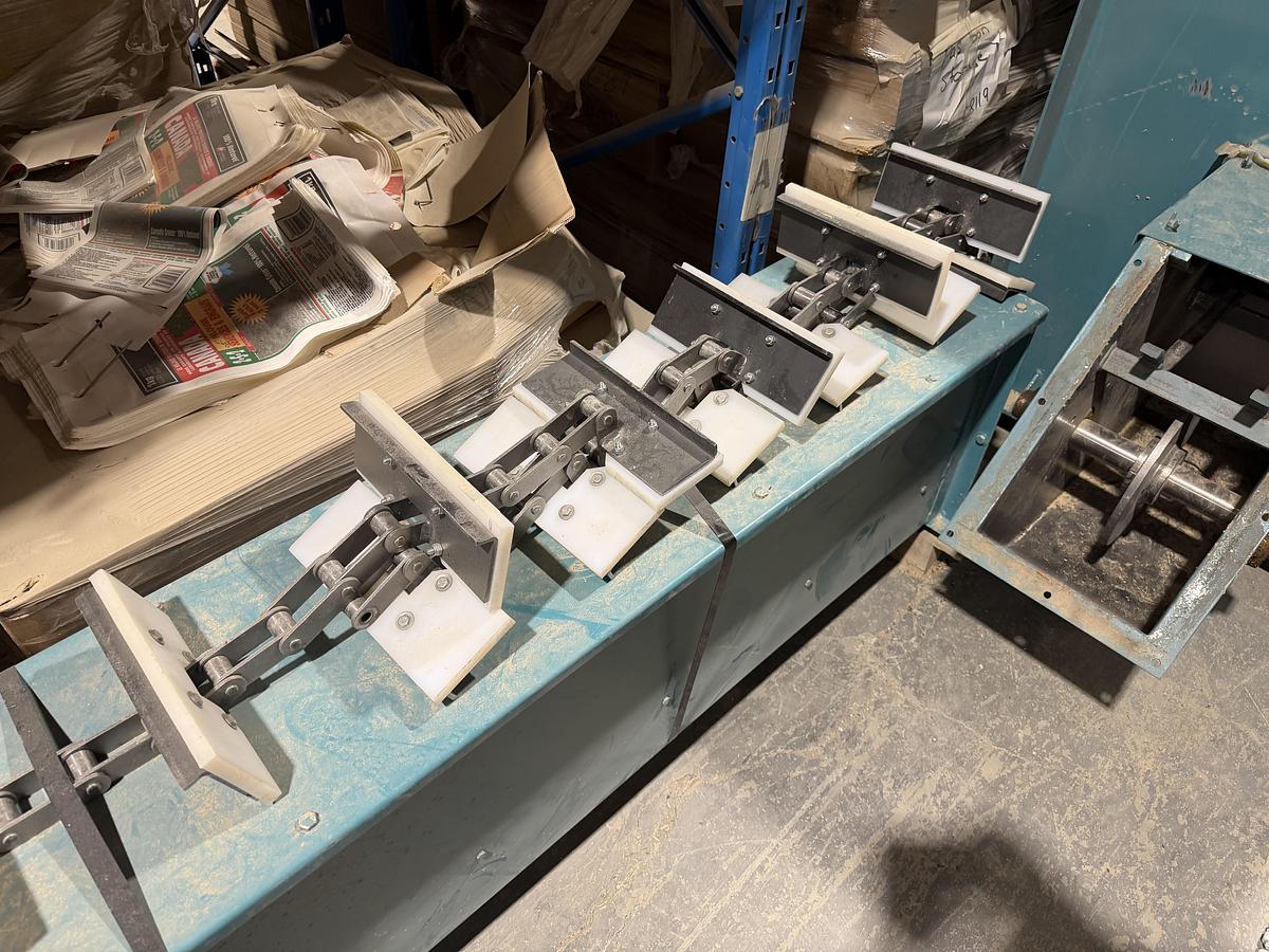 Used Used AFS Ribbon/Paddle Blender, 100 Cubic Feet, With Infeed & Outfeed Drag Conveyors