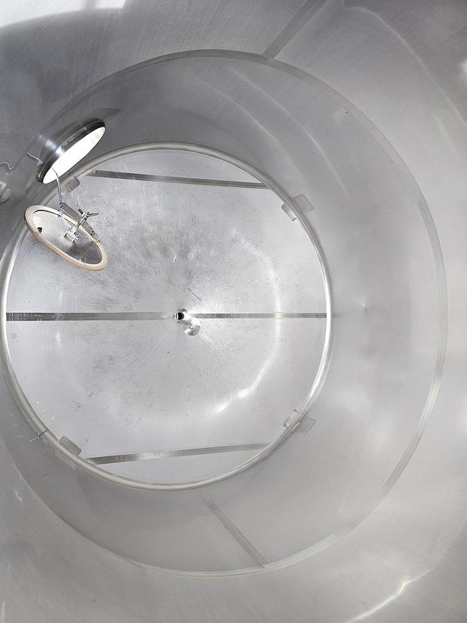 Used Used 5280 Gallon Tank, 304 Stainless Steel