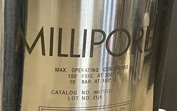 Used USED MILLIPORE FILTER, CARTRIDGE TYPE, 3" INLET/OUTLET, STAINLESS STEEL