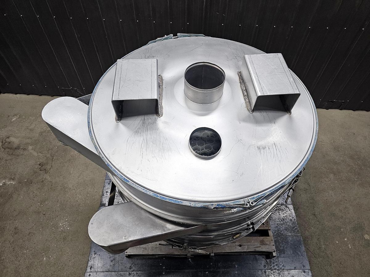 Used Levy Recovery Group Michigan - lot 286 - sweco screen