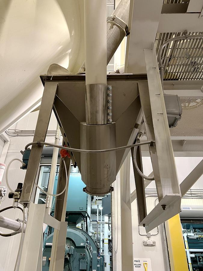 Used Used Flexicon Screw Conveyor & Stainless Steel Hopper