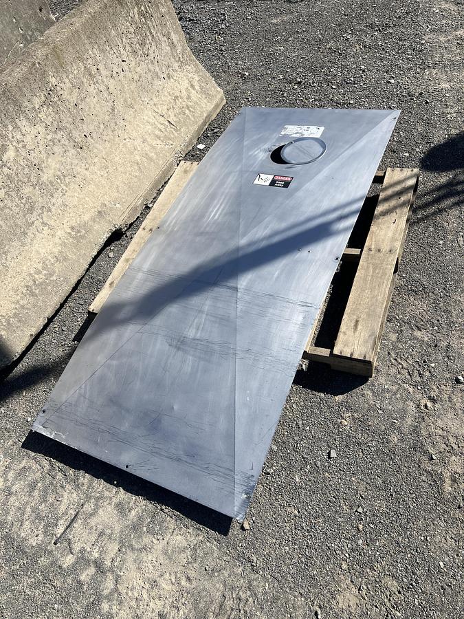 Used TCL Auction - Maple Leaf Foods - Ontario - Lot 8 - Tumbler