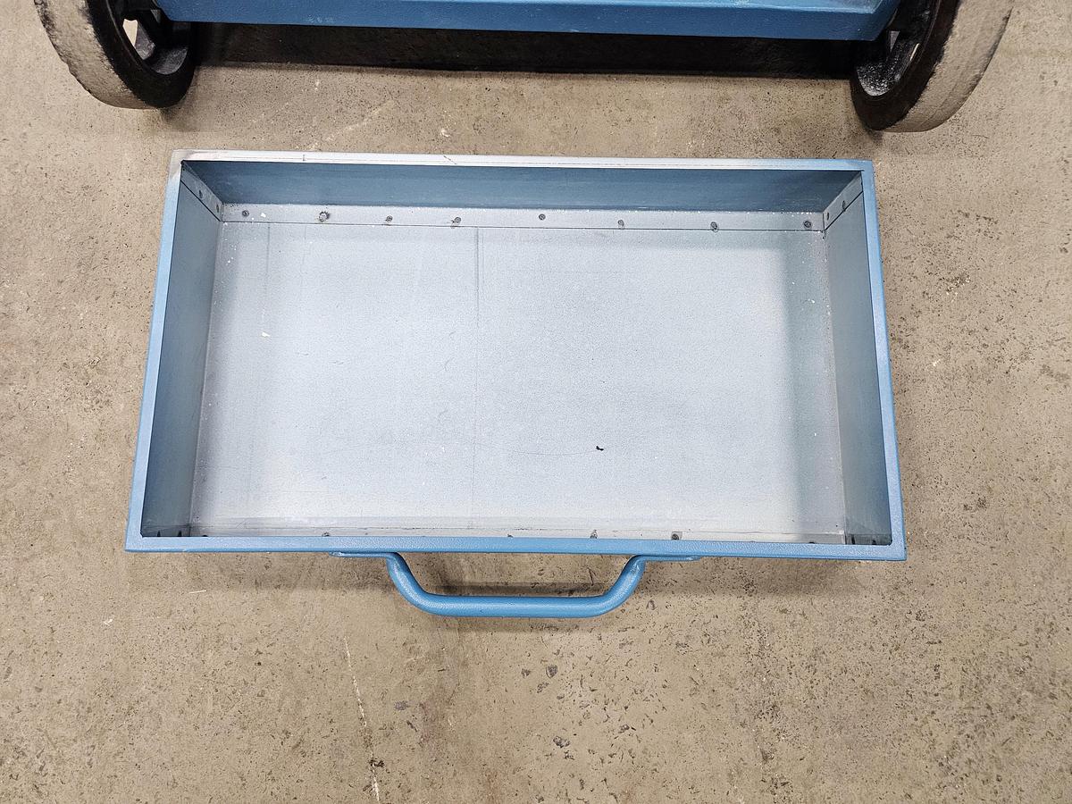 Used AirFlow Dust Collector Vetio