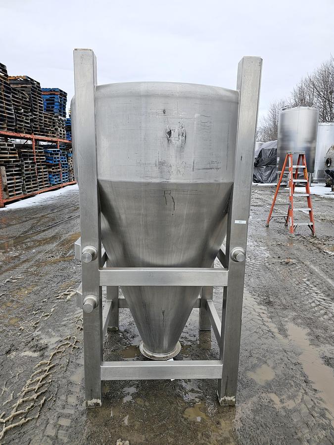 Used Aaron Elgin IL Auction - Lot 48 SS tote 2 of 4