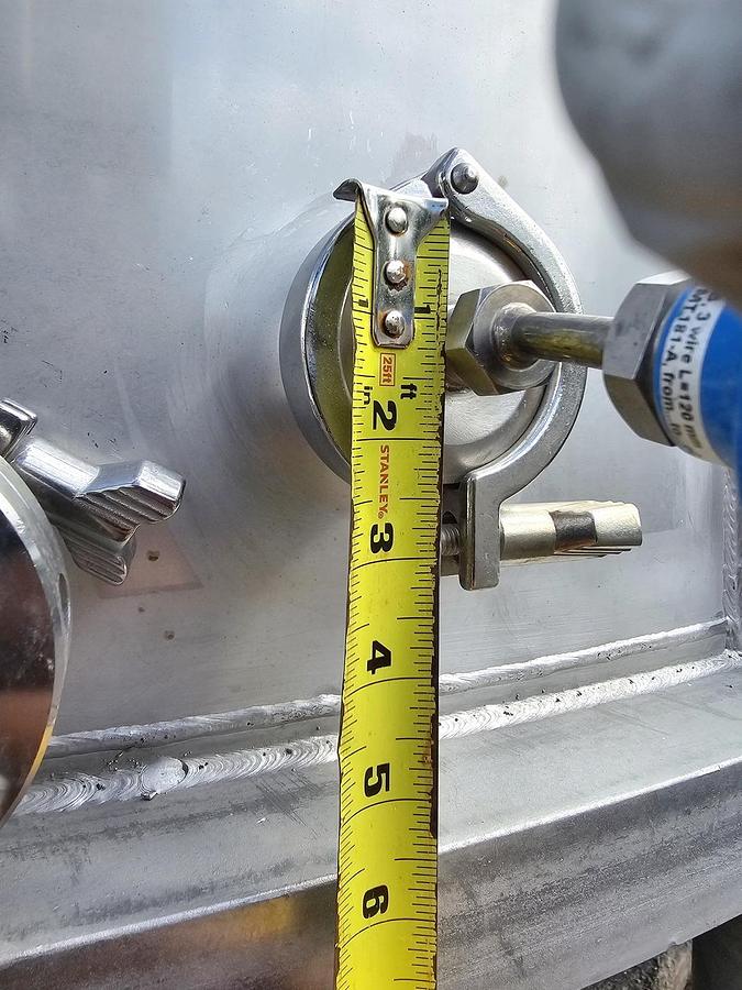 Used Used 5280 Gallon Tank, 304 Stainless Steel