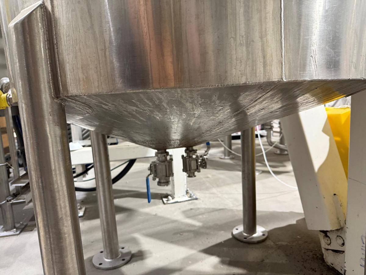 Used Used 200 Gallon Tank, Stainless Steel